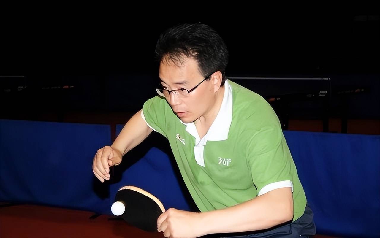 央视知名主持人蔡猛:和妻子徐笑梅经历过异地分居,才懂珍惜彼此