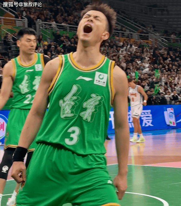 赵继伟：球队确实处于困难时期，上场就全力以赴争取一个好的结果