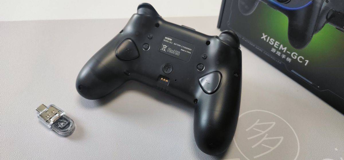 西圣GC1游戏手柄体验，硬件+算法双擎驱动，硬核电竞真旗舰!