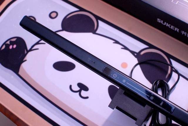 科学护眼的光学革新，告别屏幕疲劳：书客SKR2屏幕挂灯了解一下