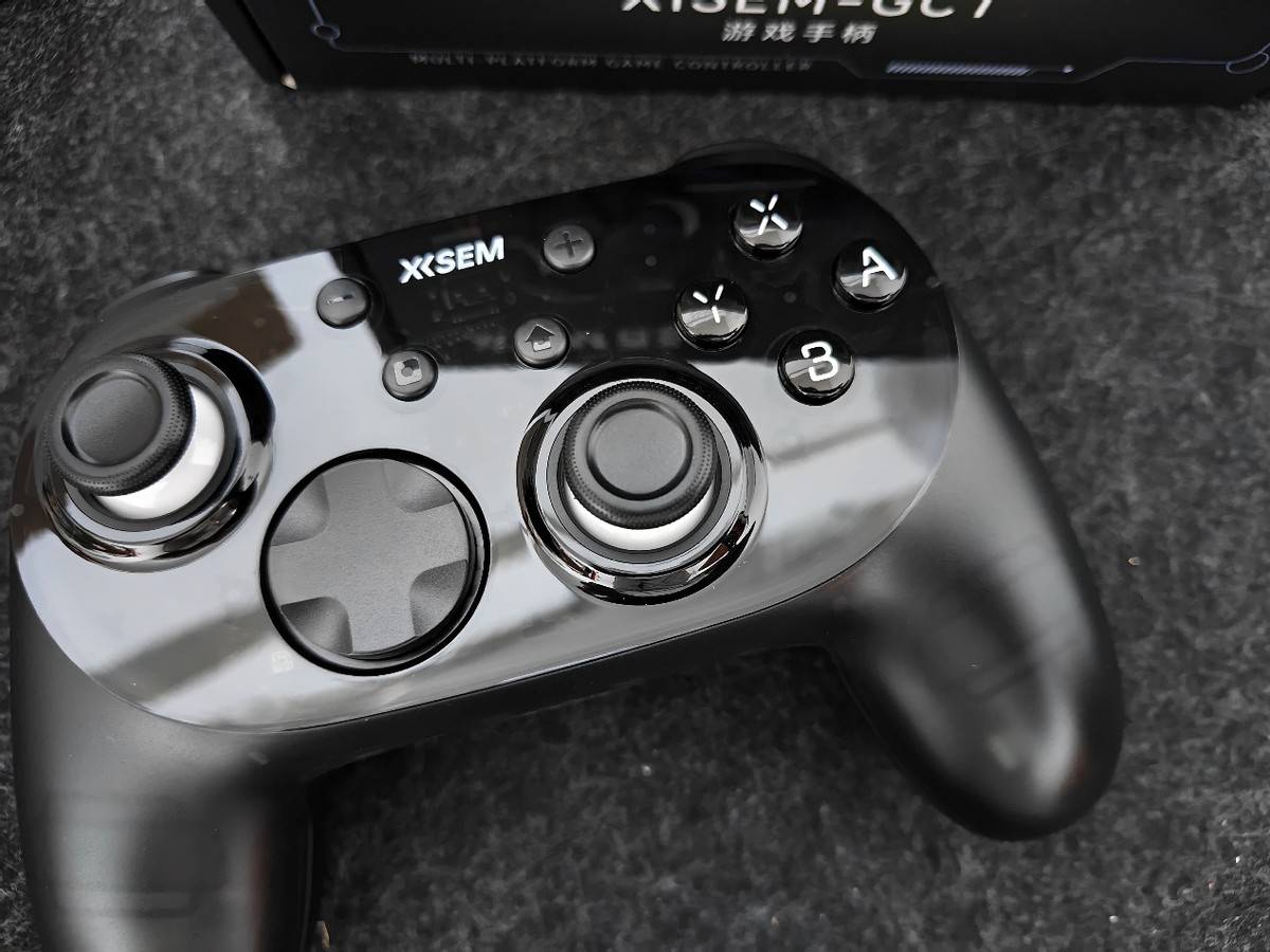 西圣GC1游戏手柄:旗舰级操控感,解锁全平台游戏自由