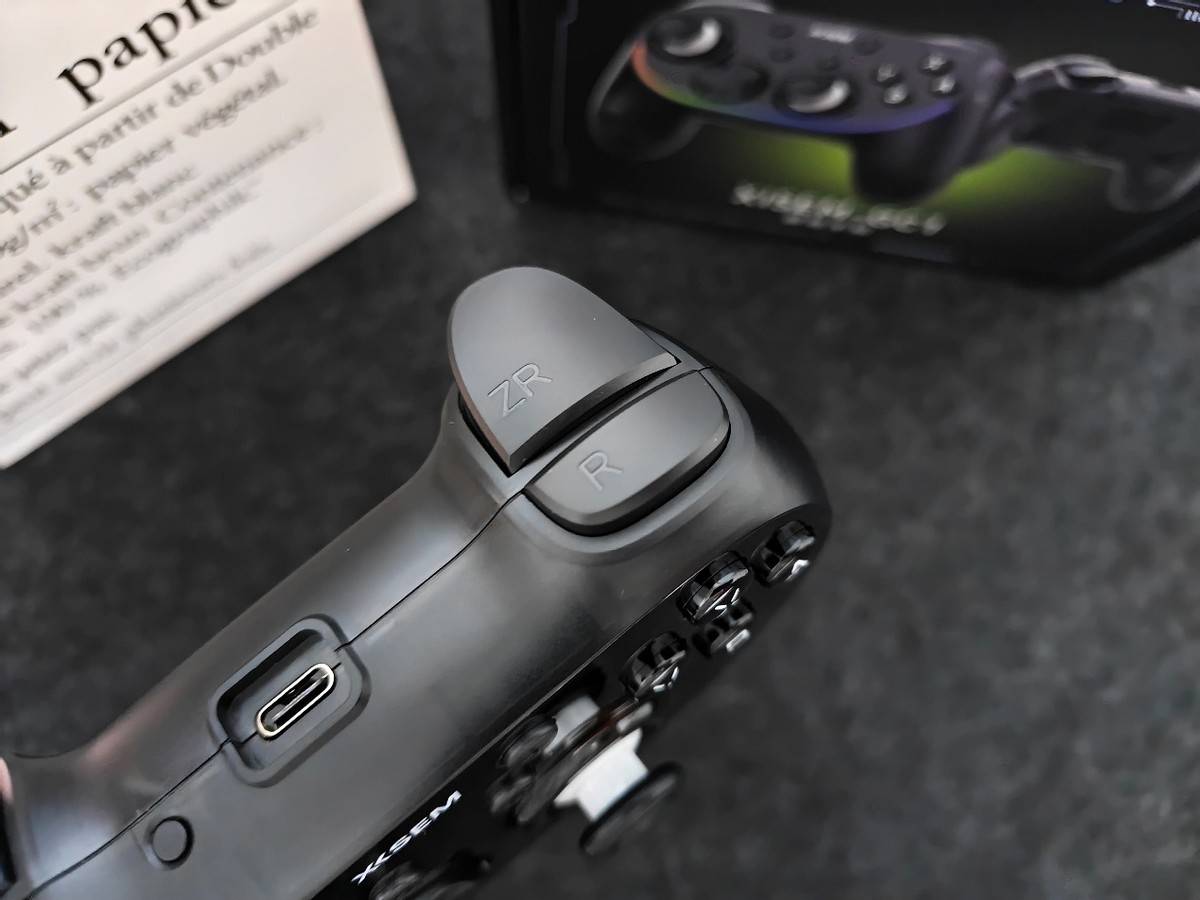 西圣GC1游戏手柄:旗舰级操控感,解锁全平台游戏自由