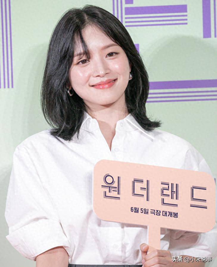 原创            韩国女星怀孕7周从楼梯摔下，她当场崩溃落泪，医生回应让人揪心