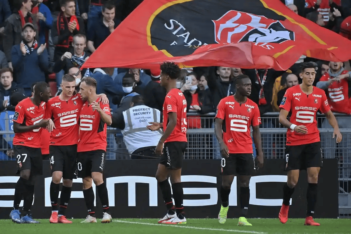 法甲焦点战：雷恩主场誓破洛里昂心理防线