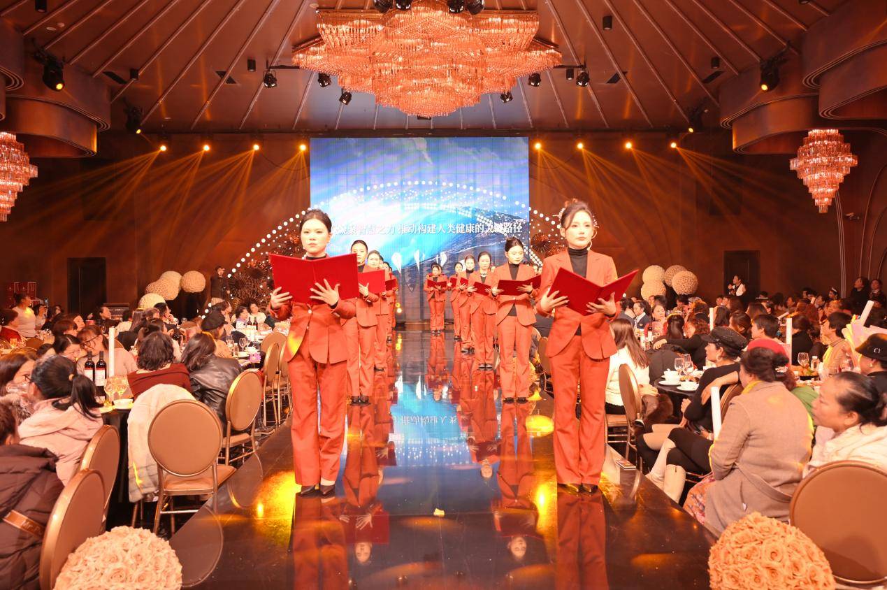 ����ͬ�������� ������ů���³̡����п��Ƽ������������Ů��֮��