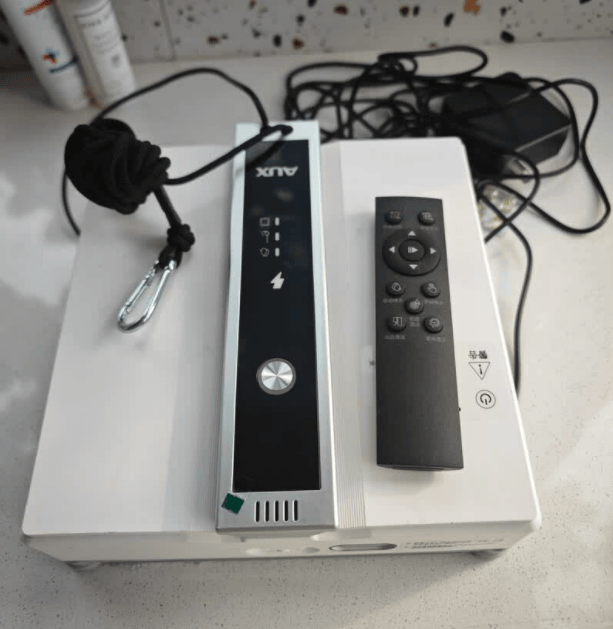 高层擦窗机哪个效果更好？擦玻璃神器哪种好用怎么选？内行人说实话！盯准这4点不花冤枉钱！