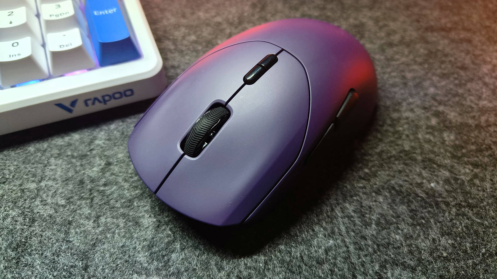 毫秒级厮杀，雷柏VT9 MAX&amp;V700DIY-98长续航版最强续航无线键鼠套装体验：这才是电竞外设该有的样子