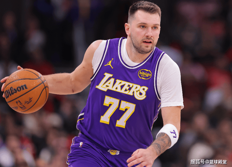 原创
            湖人100-112尼克斯 球员评价：东契奇良好，3人及格，5人低迷