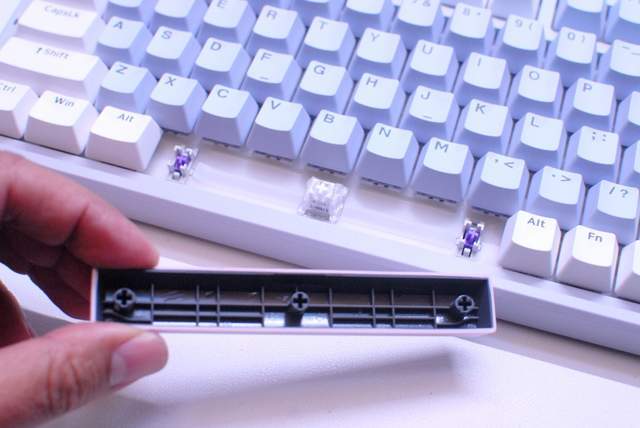 续航怪兽遇上电竞王者：雷柏V700DIY-98长续航版 &amp; VT9 MAX鼠标实测