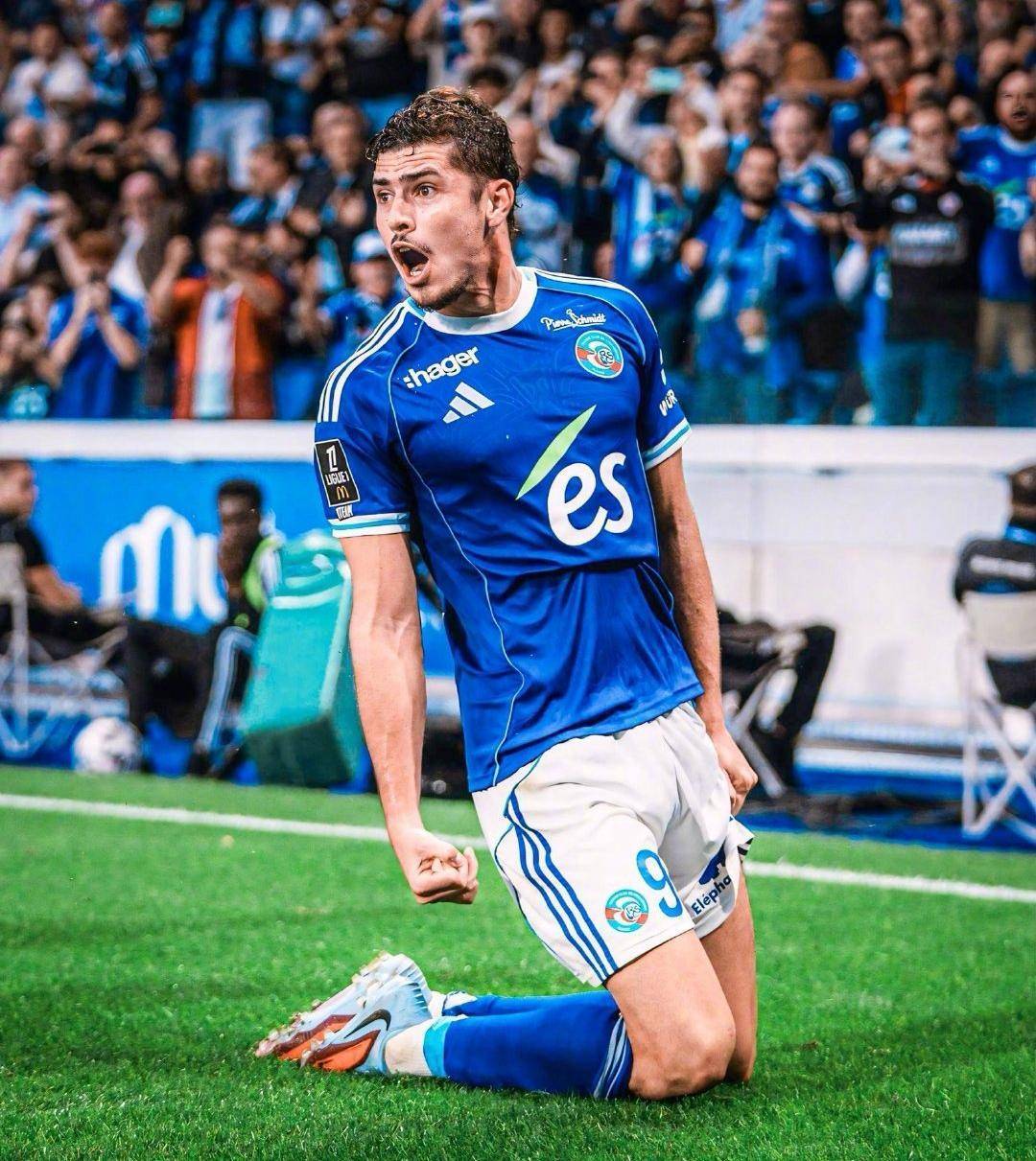 米兰压哨放弃马特塔，夏窗瞄准3名大中锋，DV9领衔，意国脚在列