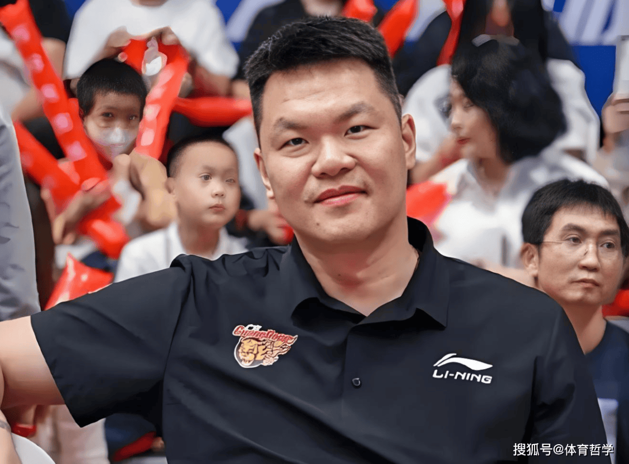 忍无可忍！关辛透露朱芳雨要补强内线，广东队将引进2米15大中锋