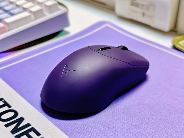 无线“耐力王”终结焦虑：最强续航无线键鼠套装雷柏VT9 MAX + V700DIY-98长续航版！