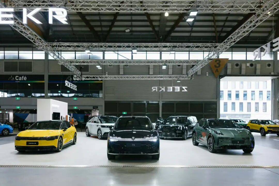 极氪提供电车召回表率：动态检测、主动召回、免费换电池_搜狐汽车_搜狐网