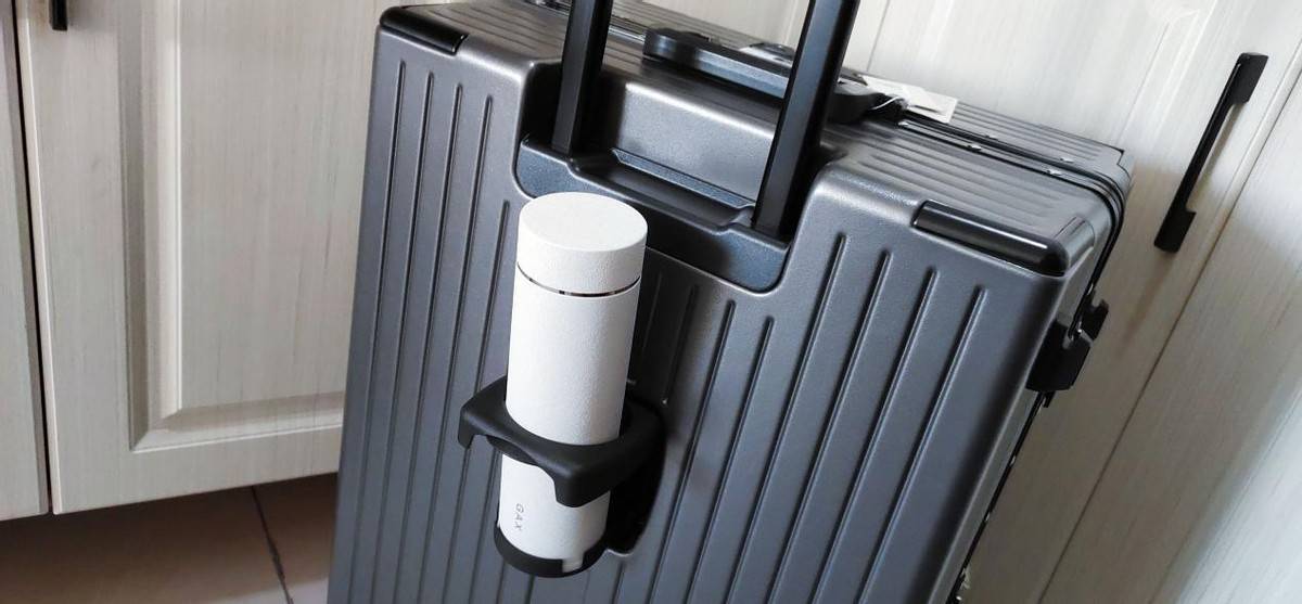 200KG 承重+4 层进口科思创，GaKior行李箱测评：非时尚6 防，耐用性一流