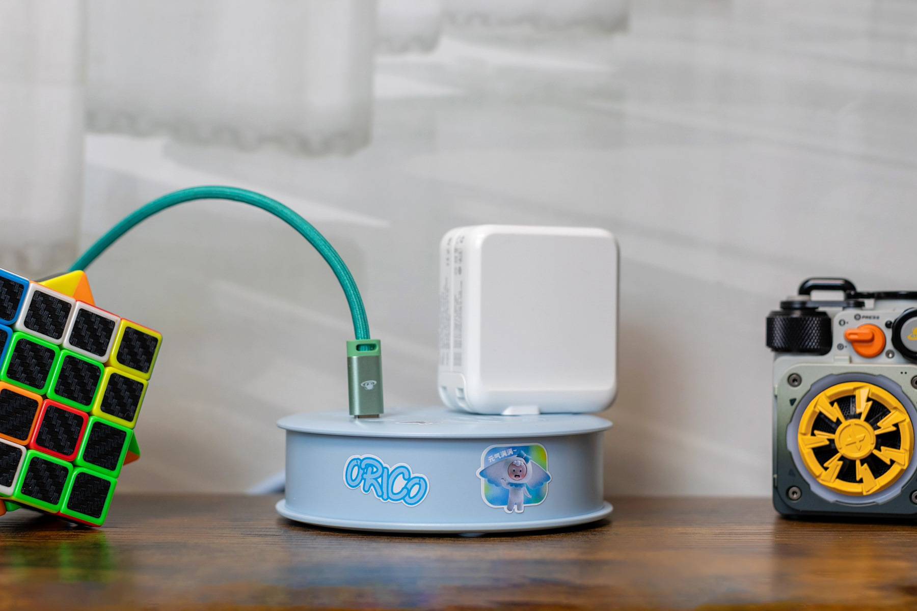 桌面美学能量站，奥睿科电小包插排，让我的桌面不再杂乱无章