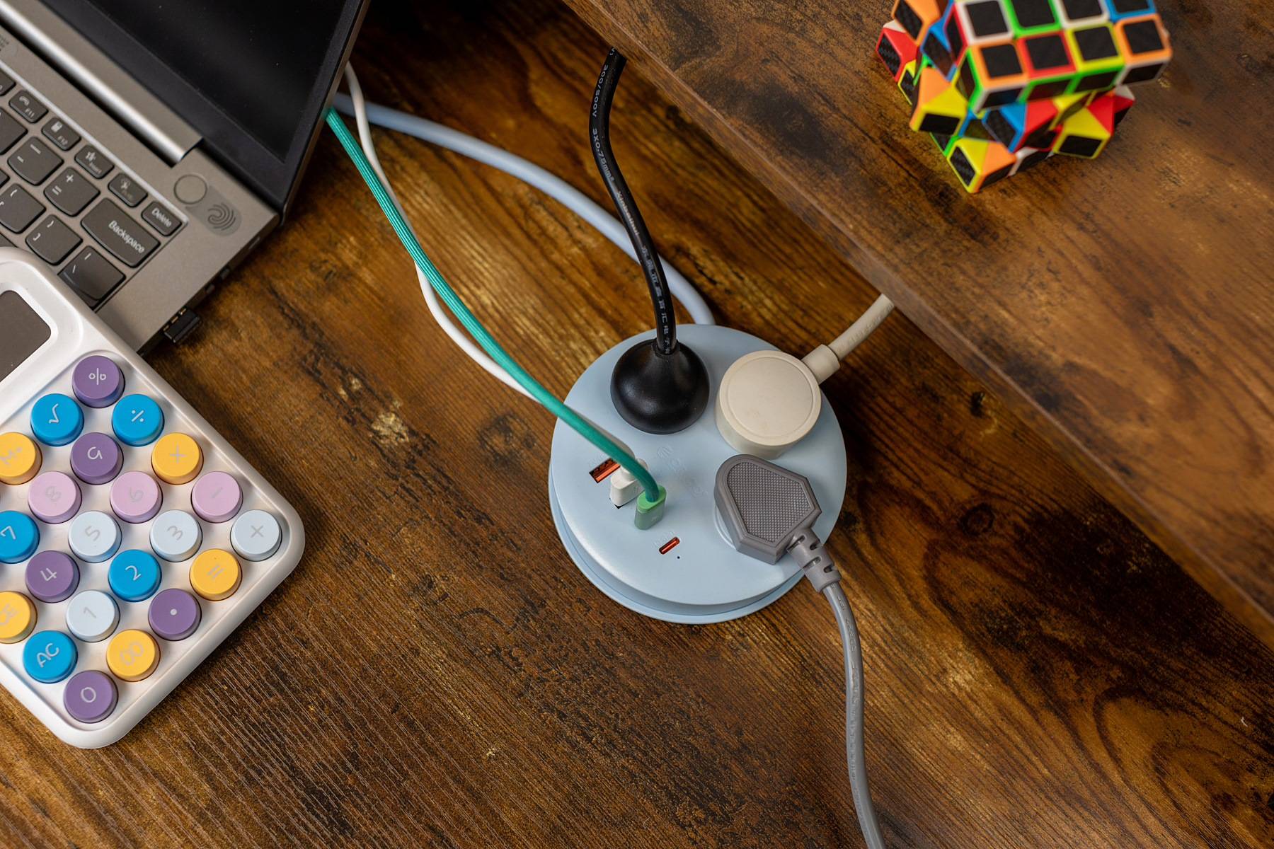 桌面美学能量站，奥睿科电小包插排，让我的桌面不再杂乱无章