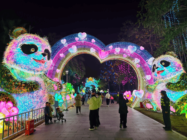 一盏灯里的非遗与未来(图5) 一盏灯里的非遗与未来(图5)