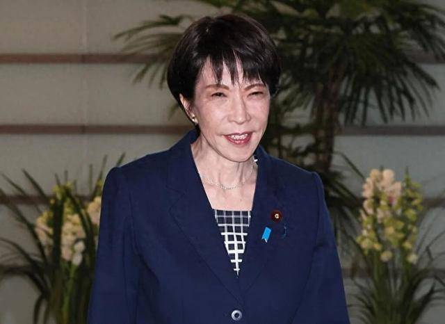 多孔钻床怎样设置孔距（原创
            刚连任日本首相，李在明就送上“大礼”，高市早苗却高兴不起来）阀门多孔钻床，学到了吗，