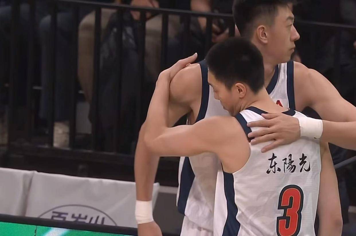 崔永熙复出+麦考尔就位！广东最强阵容驰援杜锋，能打爆京沪内线