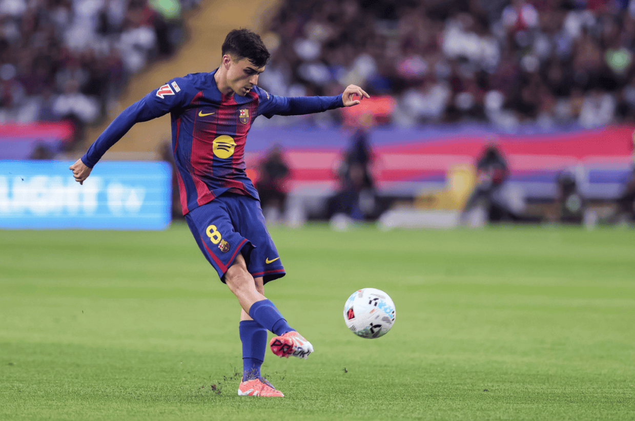 西甲 | 佩德里、费兰、费尔明伤愈复出,巴萨3-0轻取莱万特重回榜首!