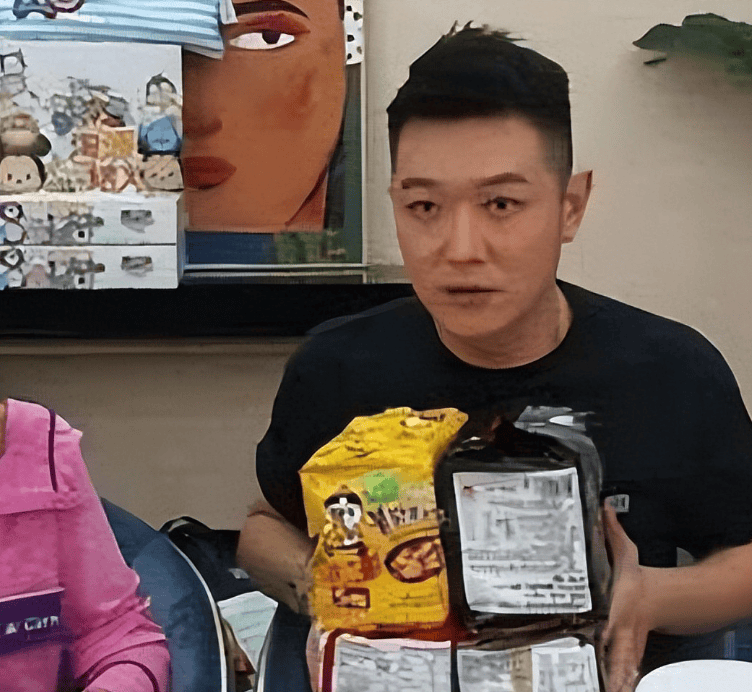钱枫近照曝光,肥头大耳认不出,天天兄弟物是人非:还好退圈了