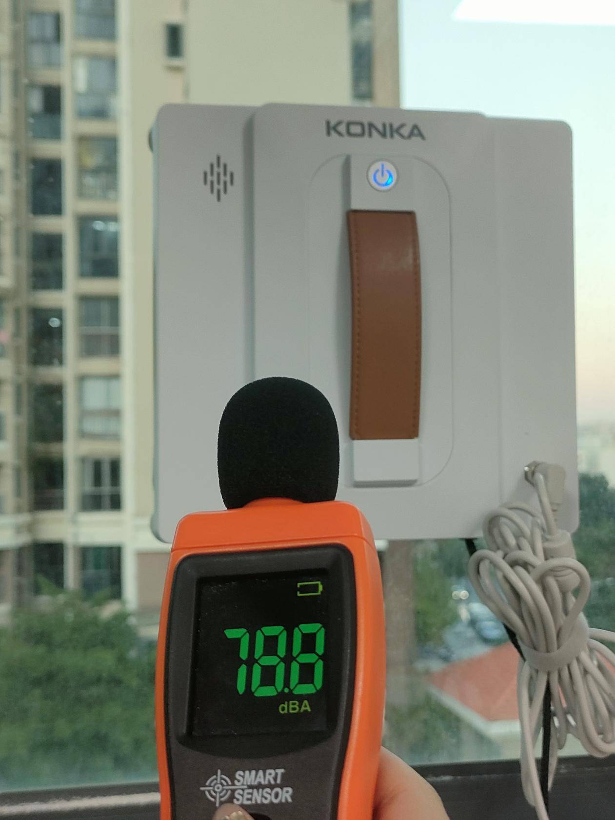 欧克森W66好用吗？2026擦窗机器人横评：希亦W1、欧克森W66、康佳谁更值得买？