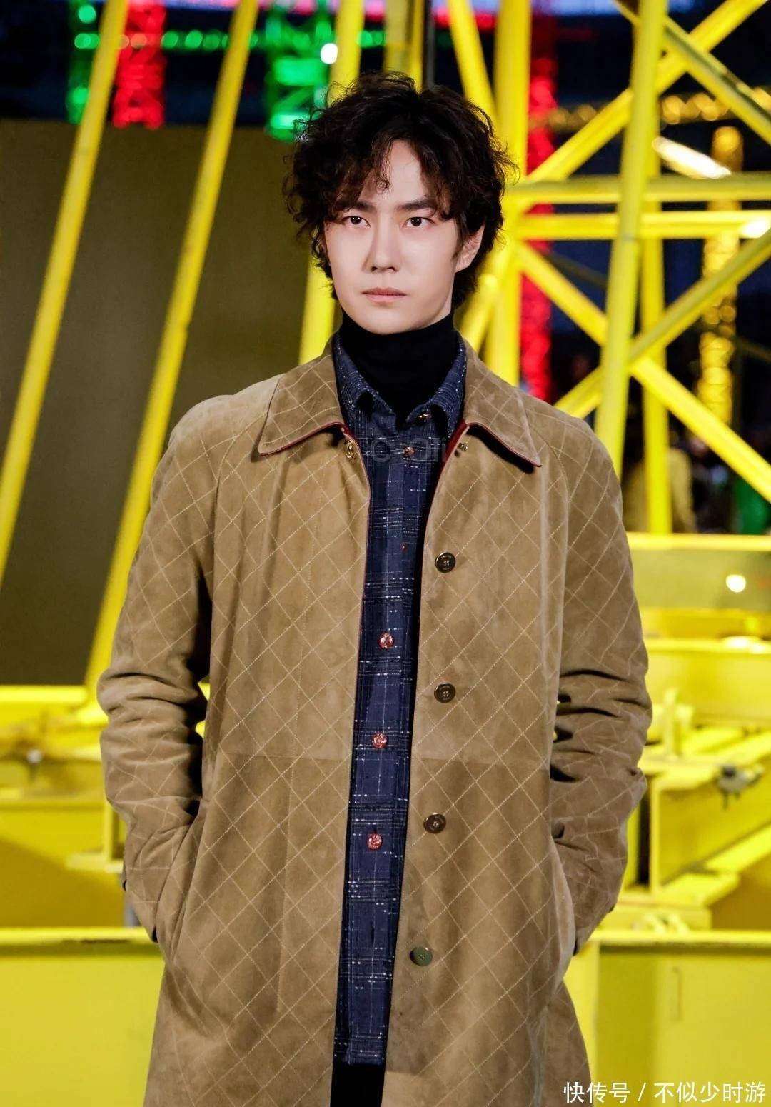香奈儿大秀谷爱凌显老气jennie透视装辣眼王一博又帅了
