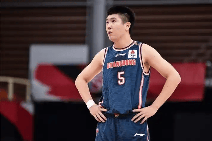 回归职业，王薪凯迎喜讯，官宣签约，1年合同，杜锋期待