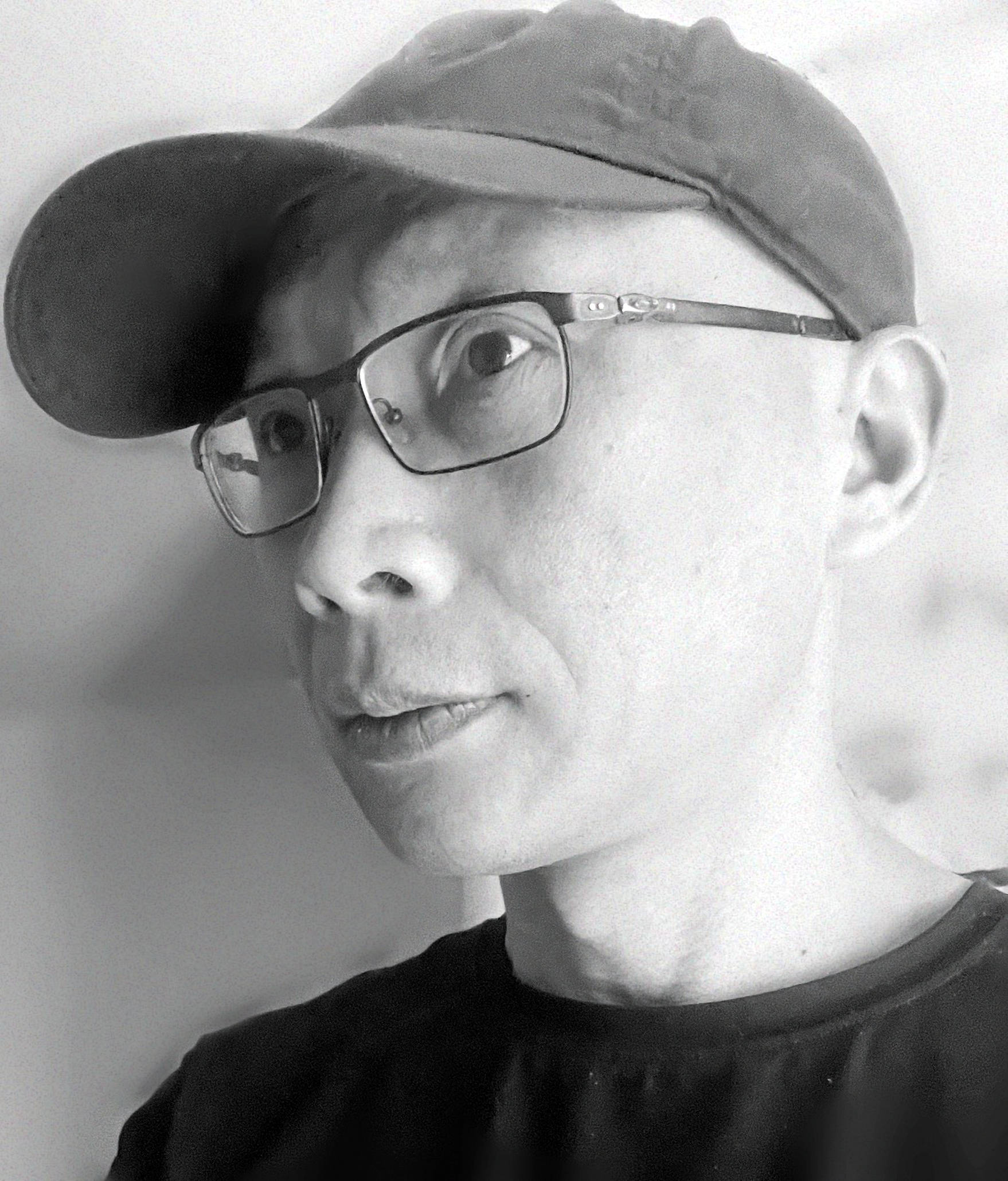 哇，在《零乡》中，著名作家唐国明为了成为一个有用的人，是这样从家乡看牛山，来到到长沙岳麓山读书写作的