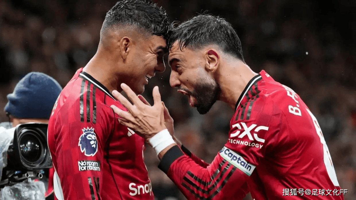 曼联核心被曝将戏剧性留队！两大原因让他改变今夏离队决定 ——“他正在认真考虑”