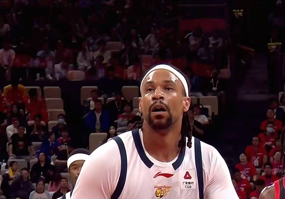 签下阿祖布伊克？广东队重返争冠热门球队行列，朱芳雨终于出手了