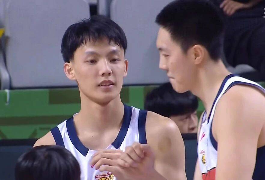 广东男篮徐杰状态回升，浙江官宣伤内线大将，山西男篮第七名外援到位