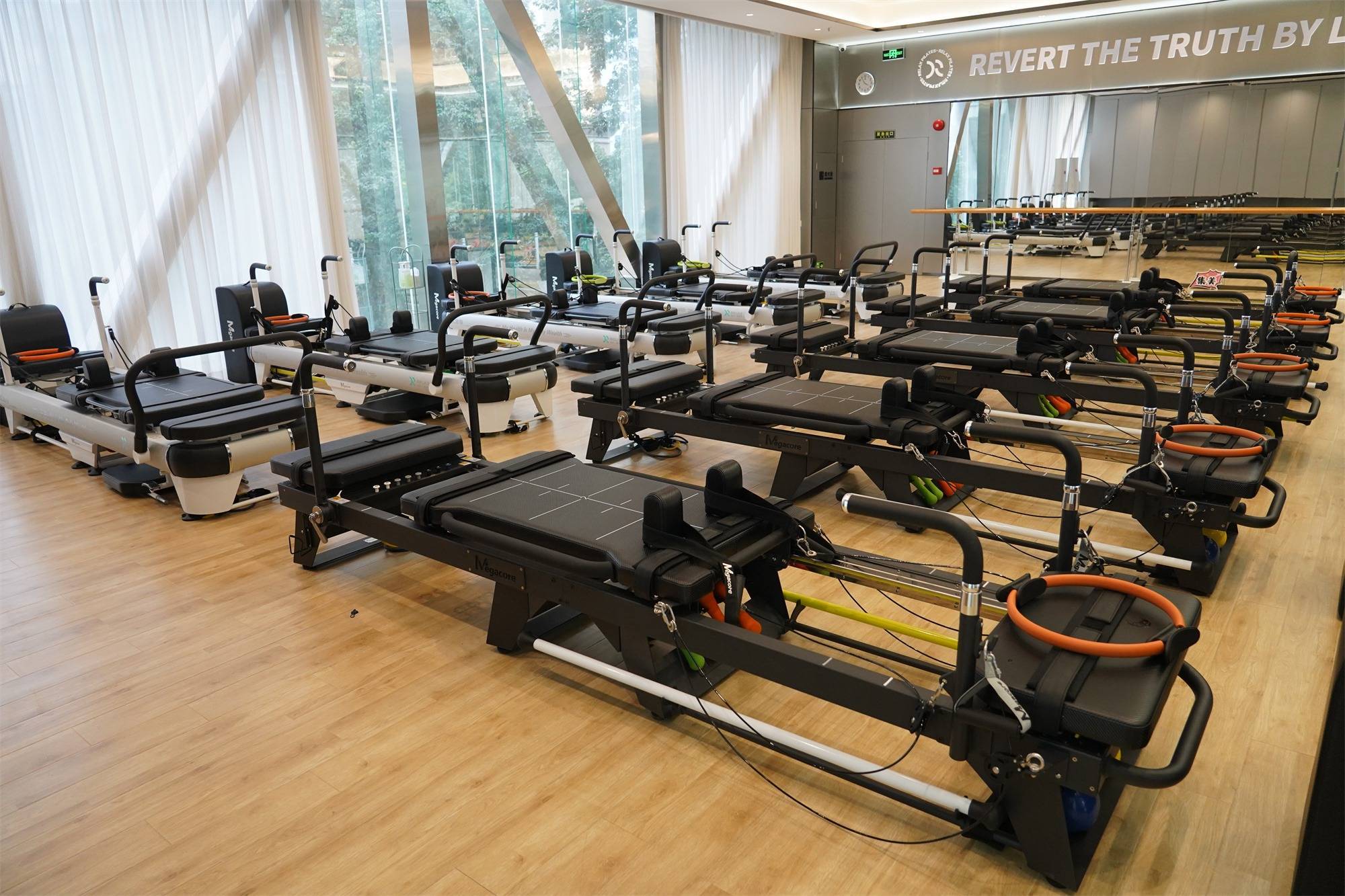 多功能器械怎么介绍一文解锁折叠超模机的多功能训练潜力_https://www.jmylbn.com_新闻资讯_第1张