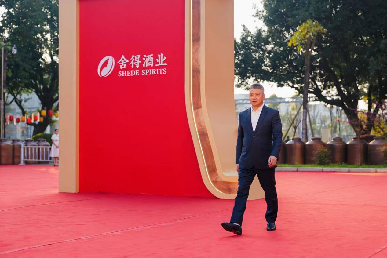 354d4672c1414e5488d8ad93c4543dc9