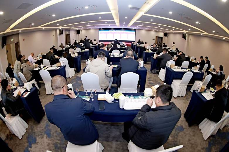  九暹欢洽酒荣获2025年度TGA酒类新品“青酌奖”(图4)