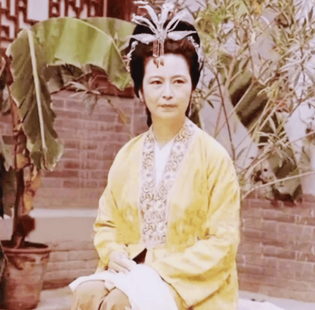 “王夫人”周贤珍露面 94岁住疗养院坐轮椅 女儿定居日本