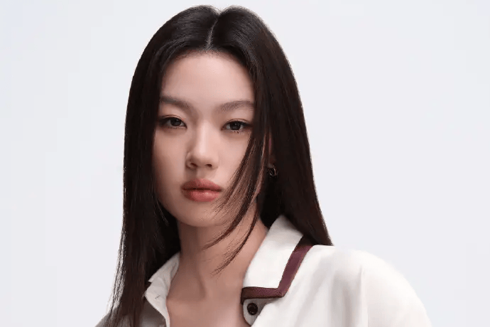 百沐娱乐就单依纯《李白》著作权争议致歉：审核疏漏所致