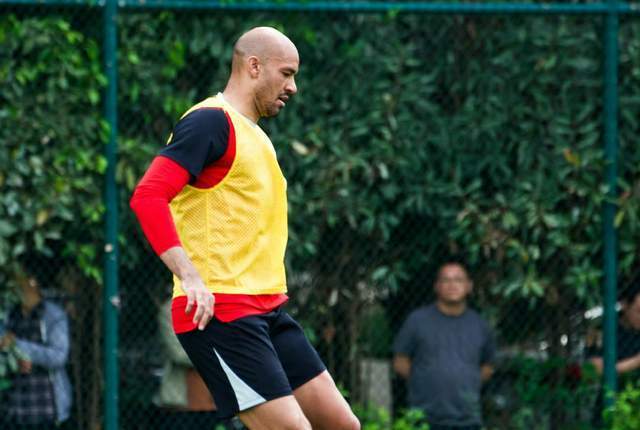 成都6国脚归队，费利佩恢复训练 避免再轻敌 郑智没吃上邵佳一老本