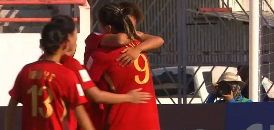 郑璐5分钟连中两枪！对手失误送良机，爆射入死角，余星悦两次妙传助攻