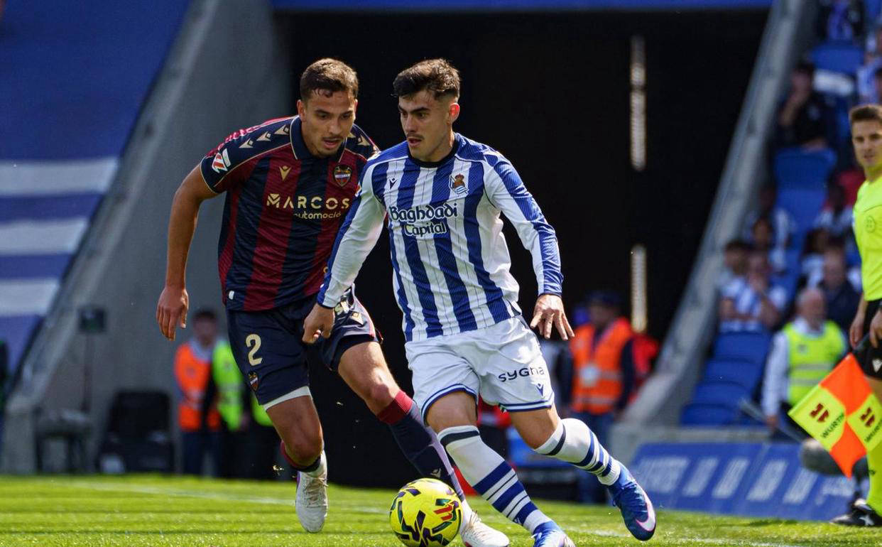 2-0完胜莱万特,皇家社会终结连败步伐,逼近西甲前五席位