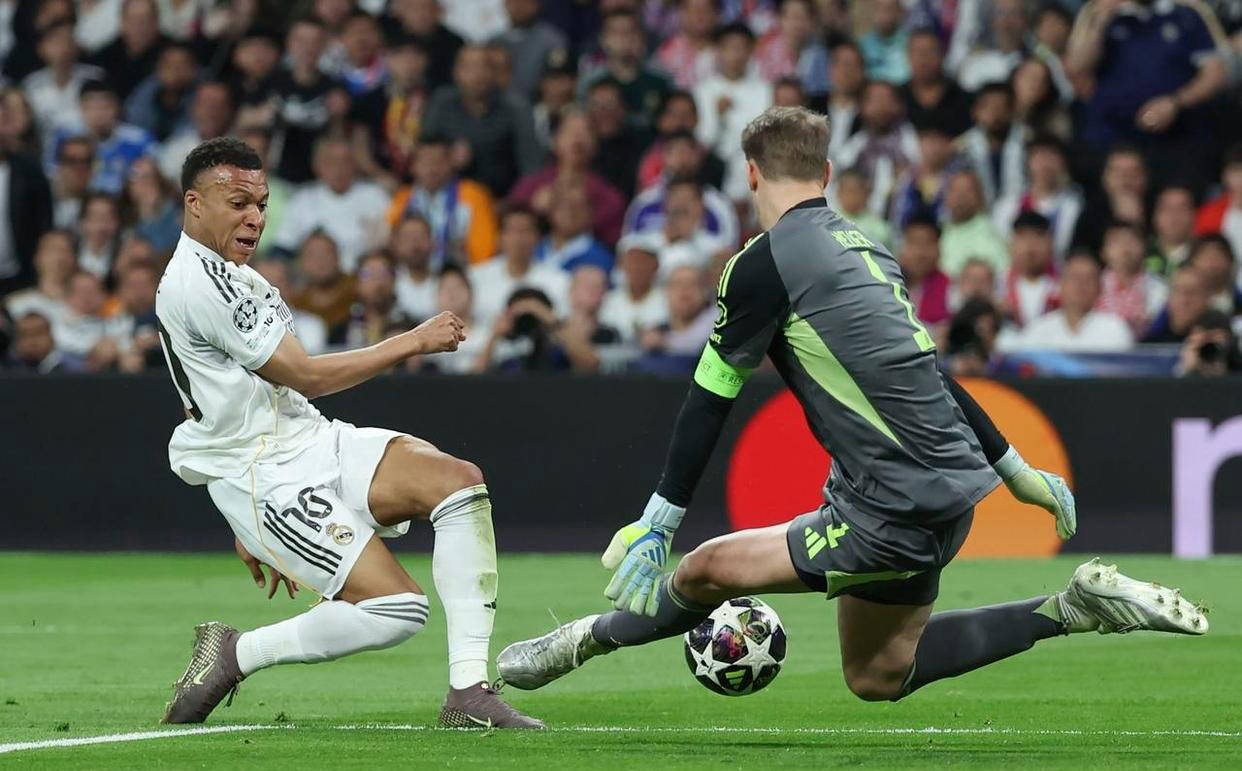 天神下凡！诺伊尔以028秒极限反应为拜仁锁定胜利