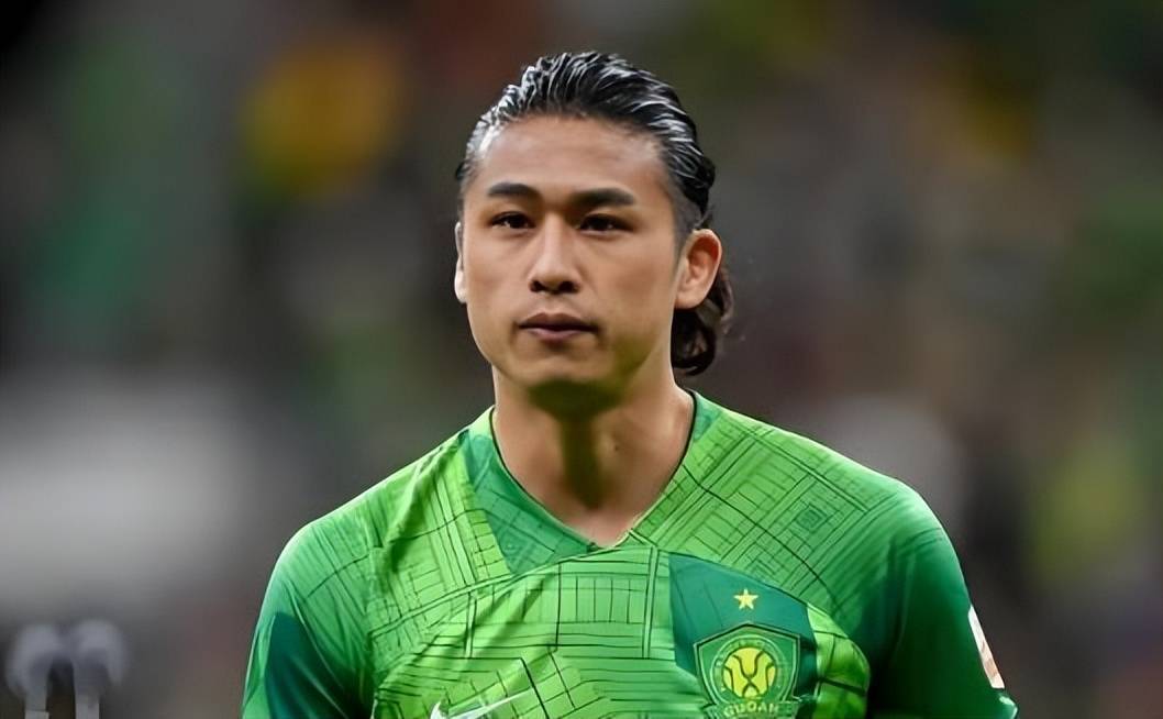 国足亚洲杯首个劲敌官宣确认退赛！中国队亚洲杯一分钟没踢，就提前为此将三分收入囊中