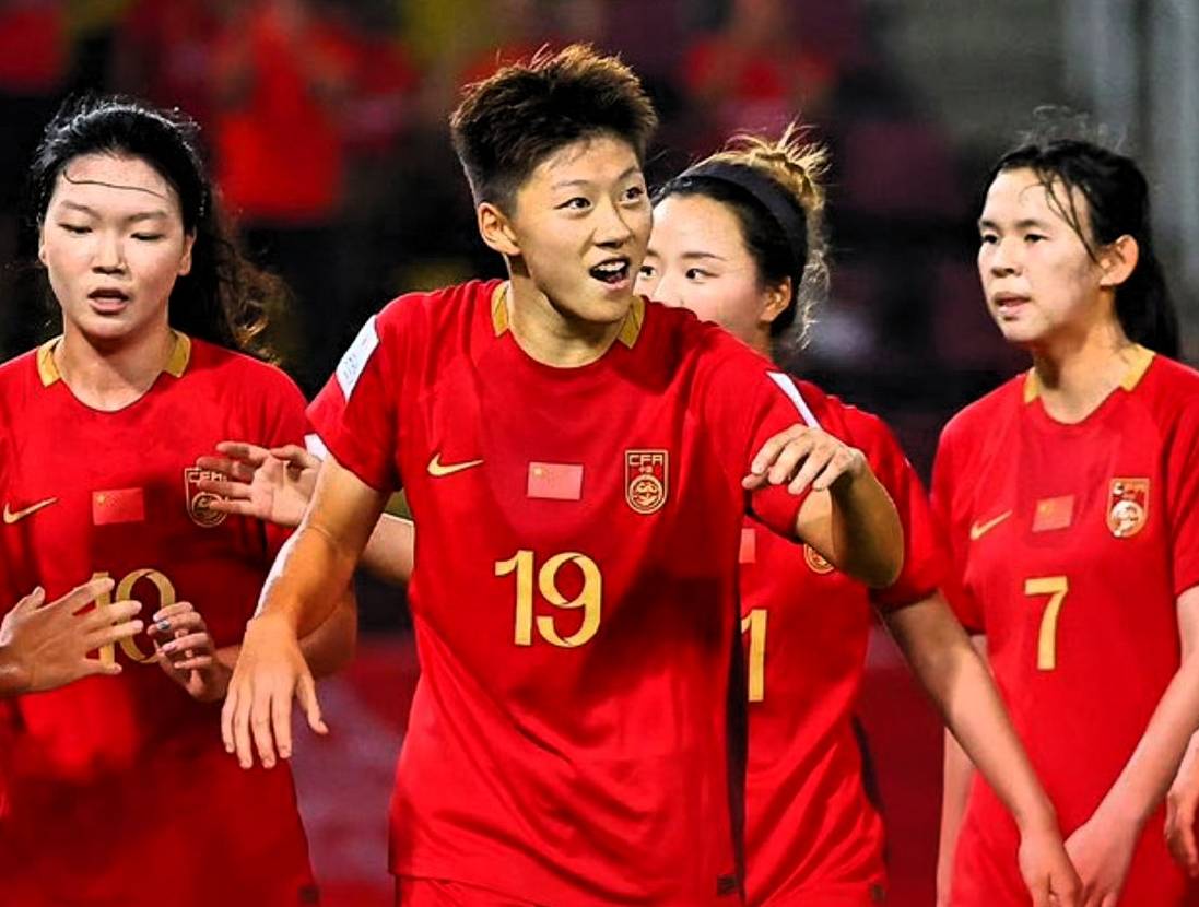 央视转播：中国U20女足vs日本，朝鲜vs韩国，哪两队能晋级决赛？