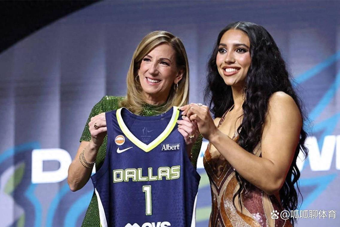 李月汝迎来“空间解放者”！签下训练营合同后，等来了一个45.5%三分命中率的帮手