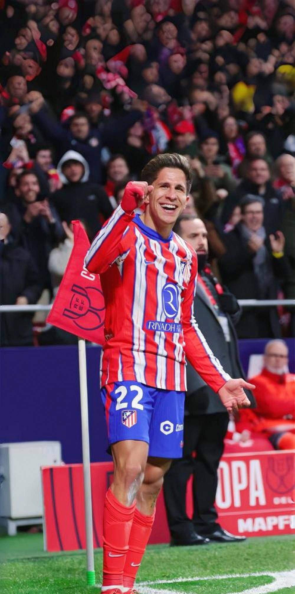 马竞刚将巴萨逐出欧冠八强，5场淘汰赛狂灌20球，曾经的宇宙队变成纸老虎