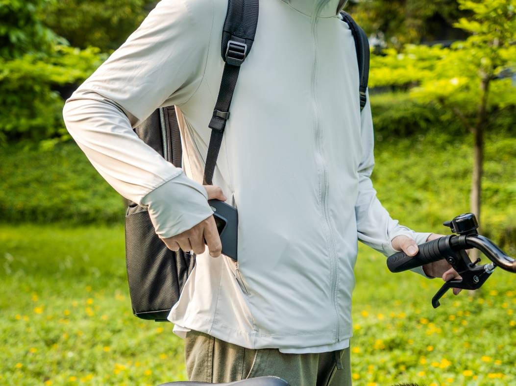 告别闷热与"次抛"—229元的Vbrex 竞速防晒衣，普通户外玩家测评感受