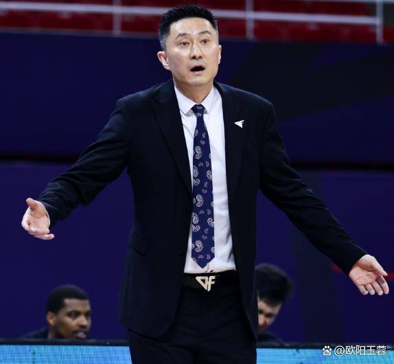 萨姆纳确定赛季报销，杜锋说2周复出根本不可能，4外援名单敲定