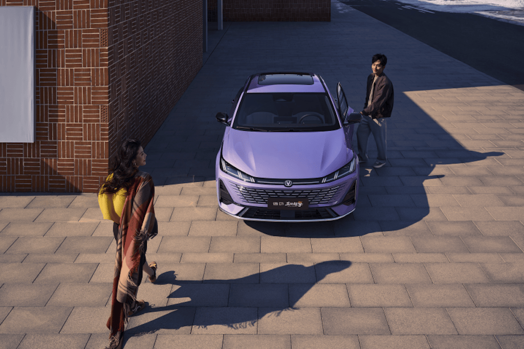 长安蓝鲸超擎引领HEV进入7 万时代！3250.png