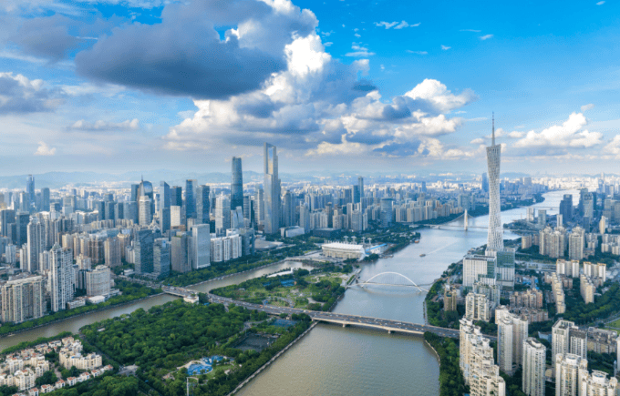 广州GDP增速创11季度新高！一季度同比增长6%跑赢北上深(图1)