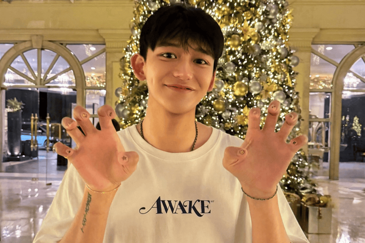 黄旭熙与SM合约到期不续：感恩粉丝一路相伴